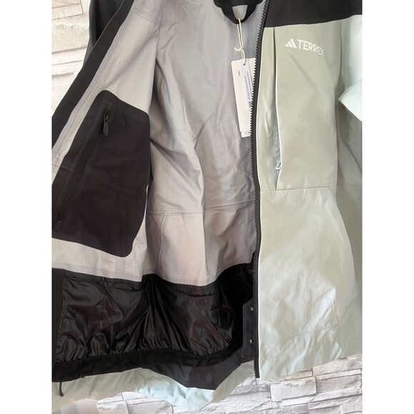 NWT Women’s Adidas Terrex Techrock 3L Rain.RDY Alpine Skiing Medium Jacket - Picture 8 of 16